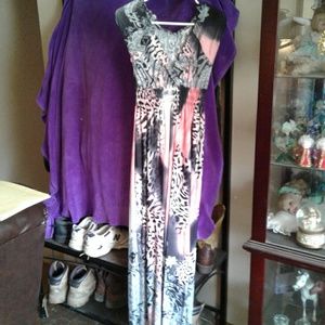 Sleeveless maxi dress